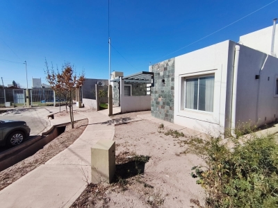 CASA A ESTRENAR EN BARRIO NATANIA 58 - MAYOR DRUMMOND