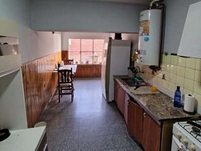 CASA ESQUINA EN DORREGO 