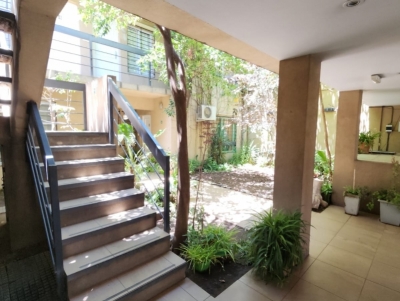 DUPLEX EN ALMIRANTE BROWN DEL BARRIO BOMBAL